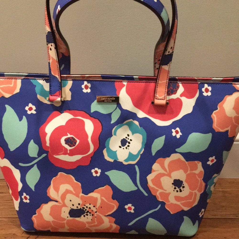 Kate Spade Jules Newburyport Lane